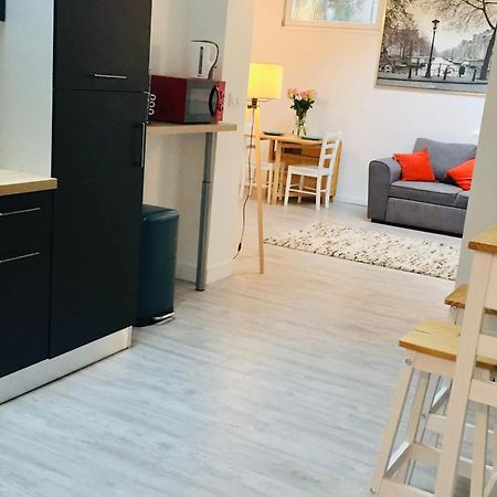 Chaleureux Et Spacieux Appartement De Centre-Ville - Lit King Size - Netflix Шербур-ан-Котентан Екстериор снимка