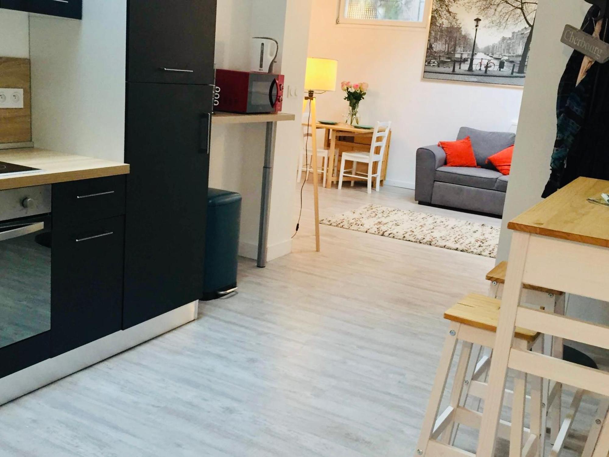 Chaleureux Et Spacieux Appartement De Centre-Ville - Lit King Size - Netflix Шербур-ан-Котентан Екстериор снимка